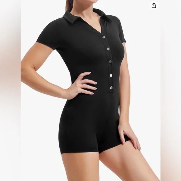 POLO BODYCON ROMPER BLACK SIZE SMALL SHORTS AND SHORT SLEEVE WITH BUTTONS - Picture 3 of 10